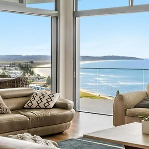 Holiday home The View